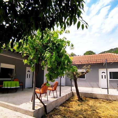 Вилла Celtis Shade House Вирпазар Экстерьер фото